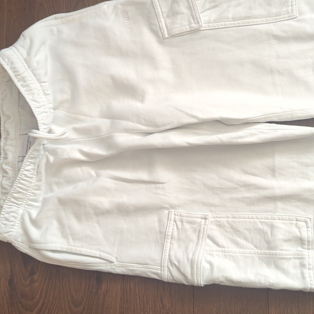Aritzia Wide Leg Pants in White - Picture 10 of 16